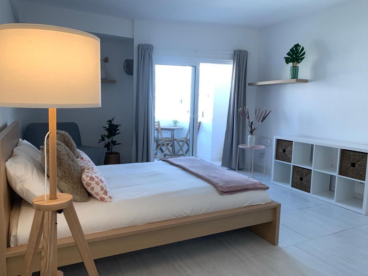 Estudio La Gavota, A 2 Minutos De La Playa Apartment Los Cristianos  Exterior photo